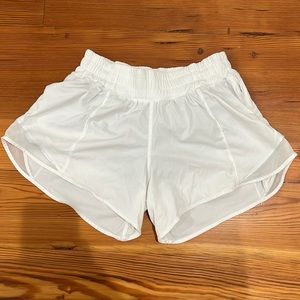 White lululemon hotty hots 4 4"
